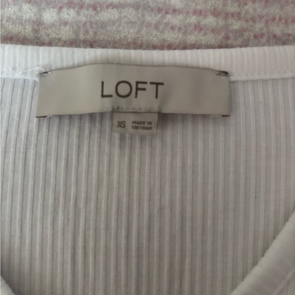 LOFT White Ribbed Tee - Picture 3 of 3